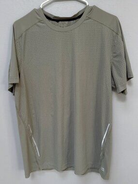 VRST Gray Lightweight Short Sleeve Shirt in Medium
